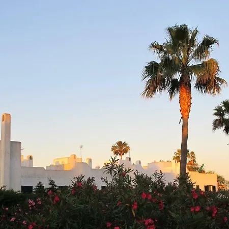 In Cadiz, Air Cond, Wifi, Patio Apartment