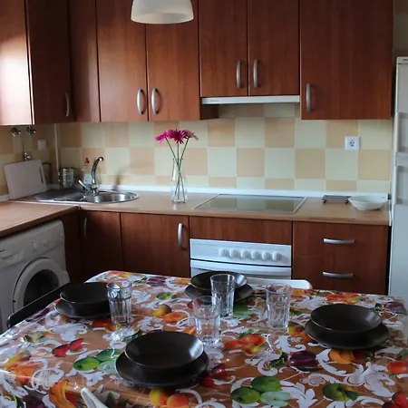 Apartment In Cadiz, Air Cond, Wifi, Patio